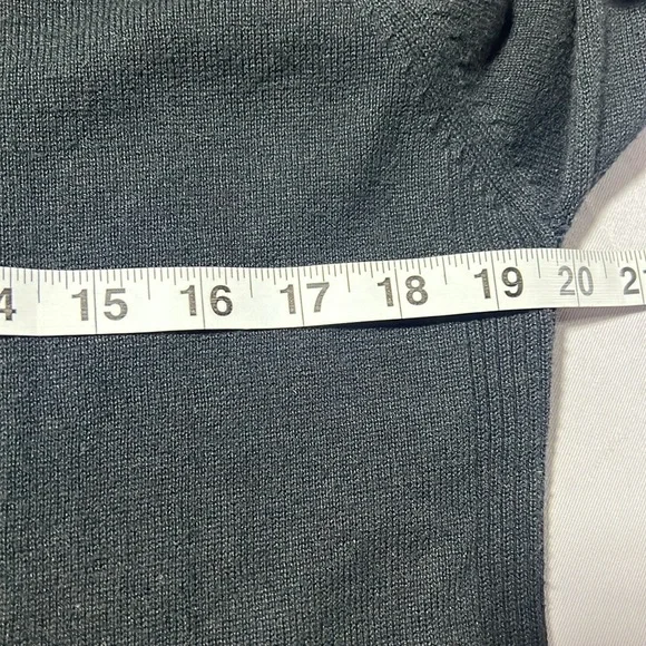 Adolfo sweater - Picture 6 of 8